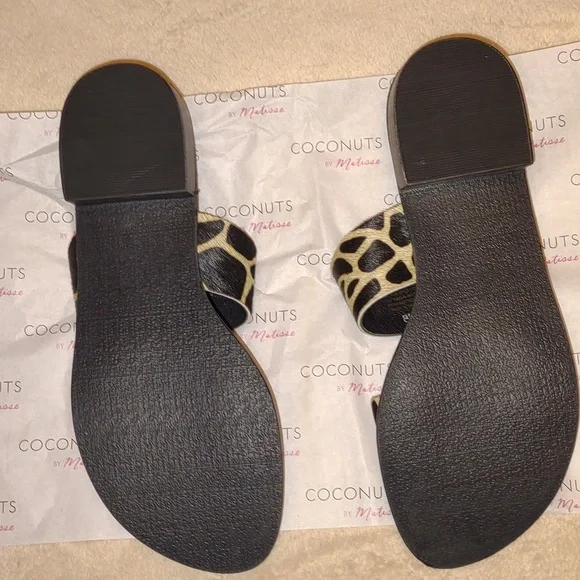 👣COCONUTS by MATISSE Limelight Giraffe Sandals footwear - Picture 12 of 14